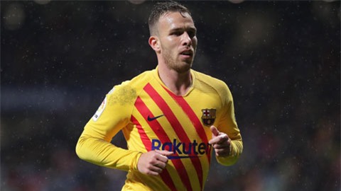 Barca គិតលក់ ទោះជា Arthur ចង់នៅក៏ដោយ