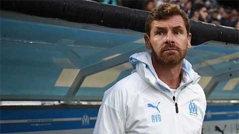 អតីតប្រធាន Chelsea និង Tottenham និយាយថាទេចំពោះ Newcastle